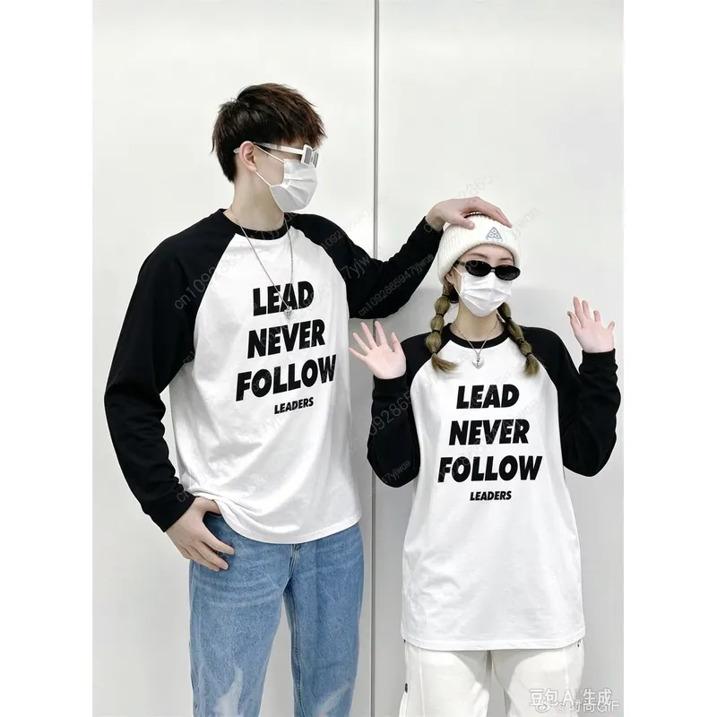 Mens Fashion Clothes - Koszulka z długim rękawem z motywem